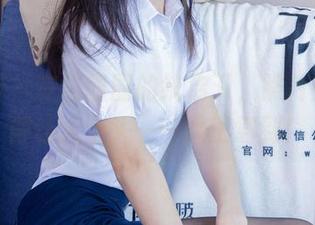 袜啵啵 – 在甜甜圈的统治下，照片变得美得让人上头——女王驾到！