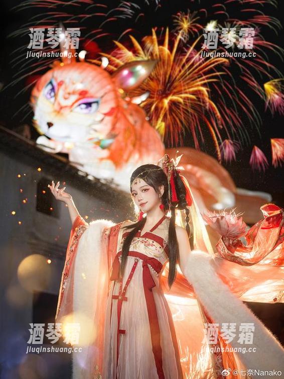 豹纹全套图包里的贰加六，简直是无意间撩拨出的狂野气息！