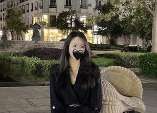 微密圈 – 要怎么穿牛仔裤，软妹小九九在最新图库里给你答案。