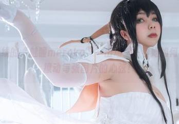 碧蓝航线的“魅瞳meroko”一出场——看她如何不挠地撩动每张图片的心弦！
